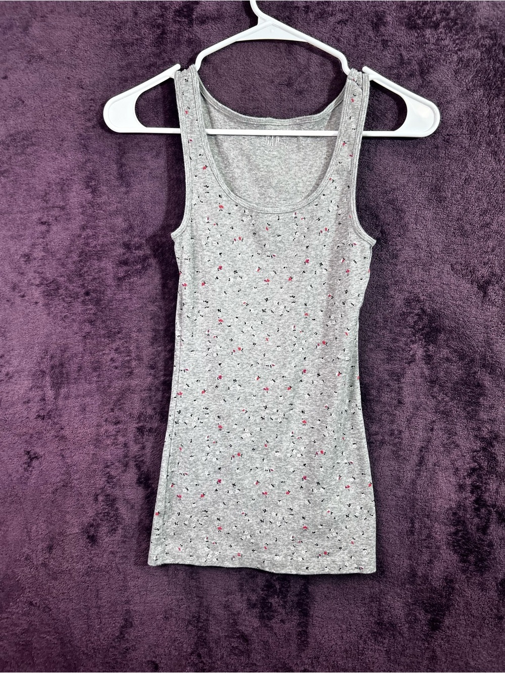 GAP Gray Tank Top with Pink & Black Speckle Print